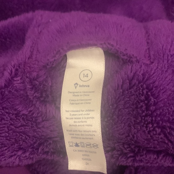 Girls Ivivva lined jacket- size 14 - Picture 6 of 6